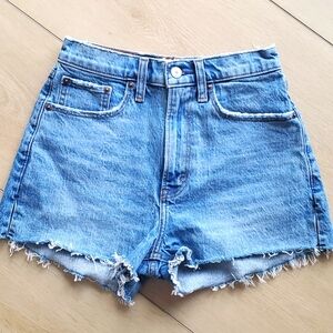 ABERCROMBIE Mom Short High Rise 0/25